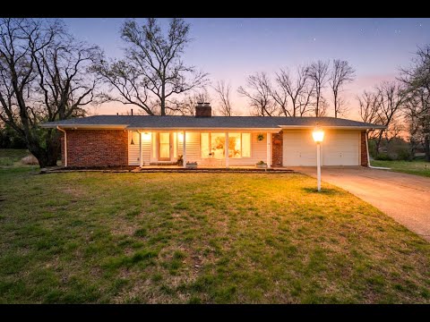 12725 Westport Drive, St Louis, MO home video tour