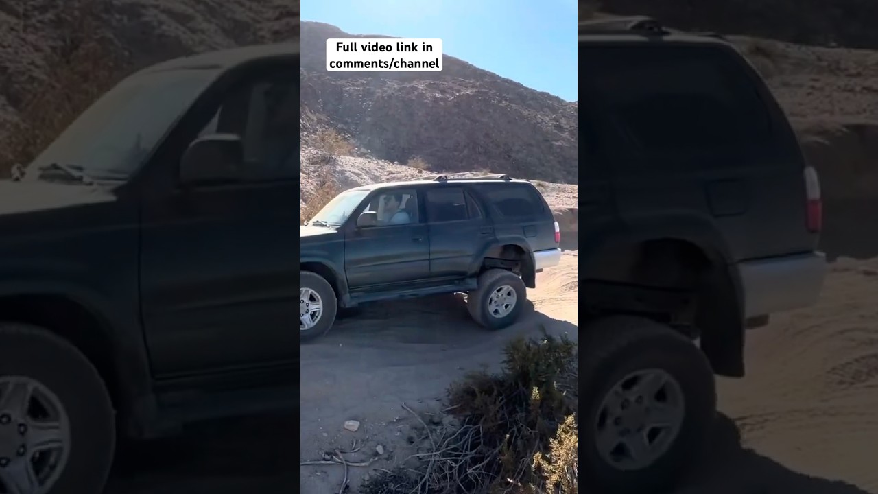 Land Rover Discovery 2 vs Toyota 4Runner 3rd gens flex test obstacle
