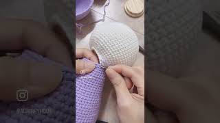 Crochet ami tips. How I sew the pieces seamlessly. #crochet #crochetamigurumi #amigurumi #simple