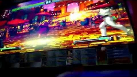 The King of Fighters XIII Location test: Yuri, Mai and Terry vs. Kyo, Shen and Robert