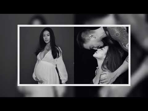 ✅  王陽明與蔡詩芸2015年結婚，夫妻倆經常在網路上大方曬恩愛，今年9月對外宣布懷孕喜訊，正式升格為準爸媽。蔡詩芸19日在社群平台中分享了一系列黑白孕婦寫真，儘管挺著孕肚依舊性感滿分，2人的親密互動