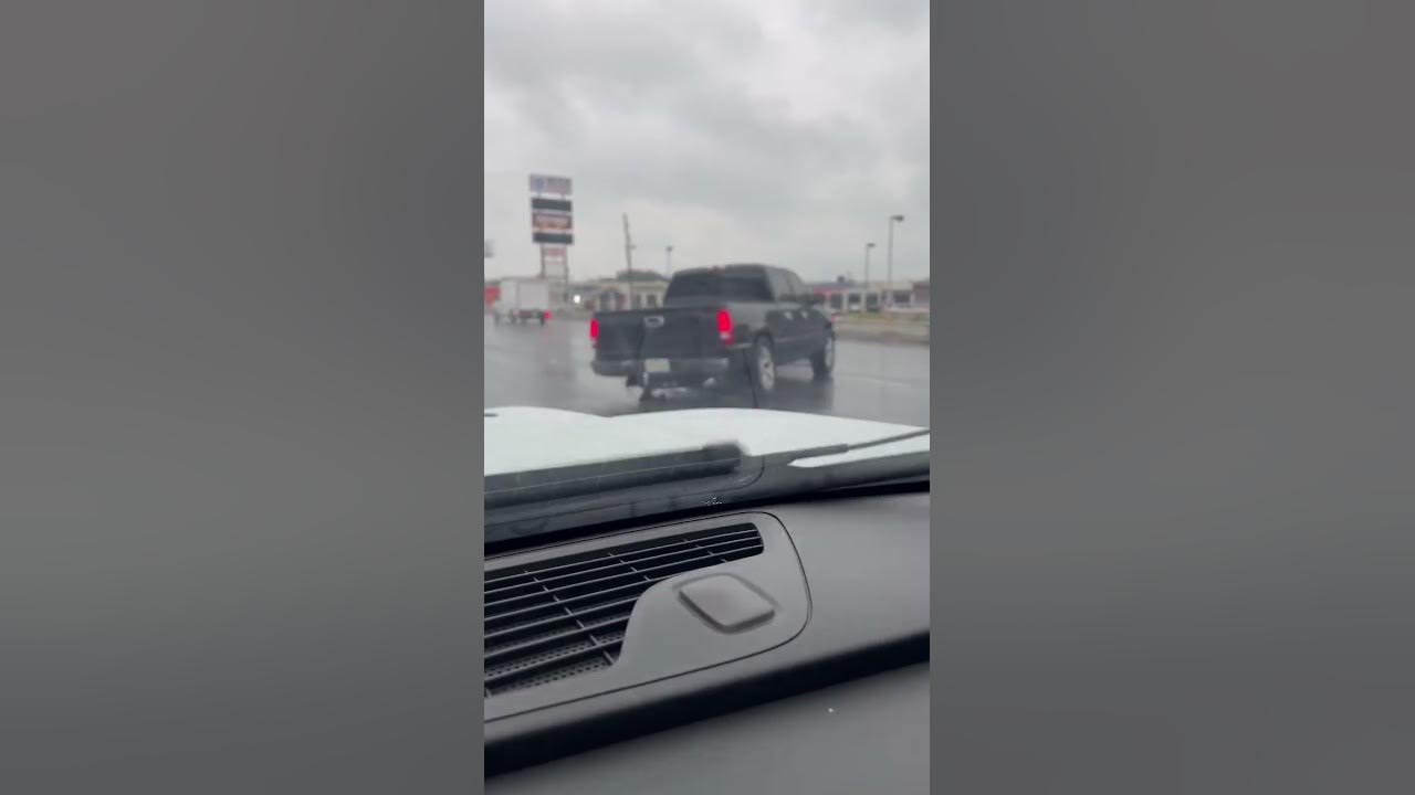 Chevy Truck loses wheel in bad accident #youtubeshort #youtubeshorts #