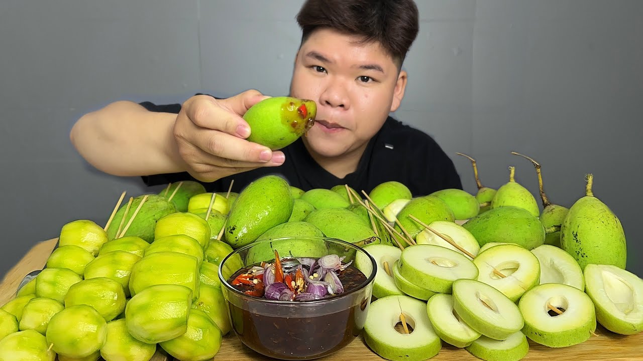 Xoài Non Cóc Non Chấm Mắm Ruốc Chua Tê Tái Ăn Phát Nào Giòn Phát Nấy | Dương Doubar