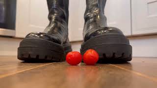 Chunky Boots crush Tomatoes