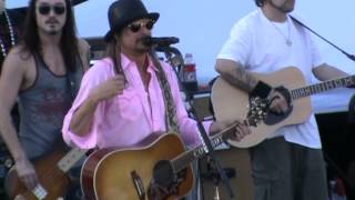 Kid Rock CTM4 - Little Break Up Song by SoniaW316 16,955 views 11 years ago 2 minutes, 58 seconds