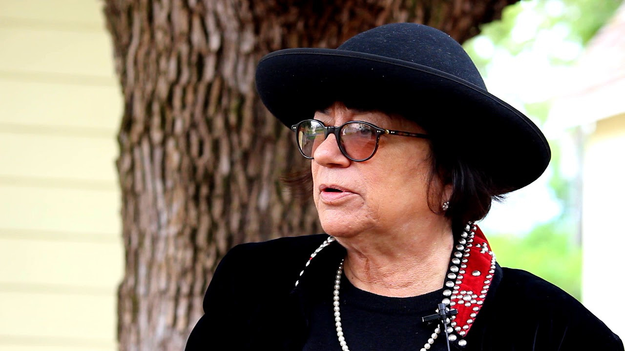 documentalista detran Interviewing California General Vallejo's Grandaughter