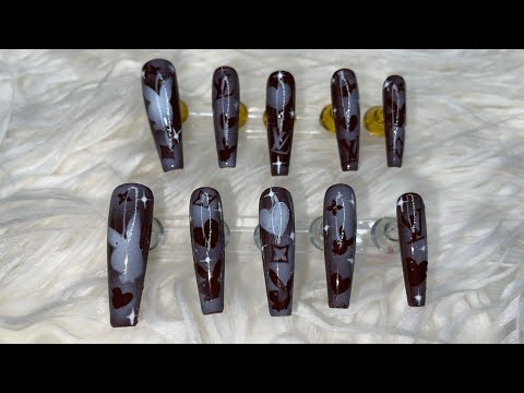 Video: Nagels airbrushen: 14 stappen (met afbeeldingen)