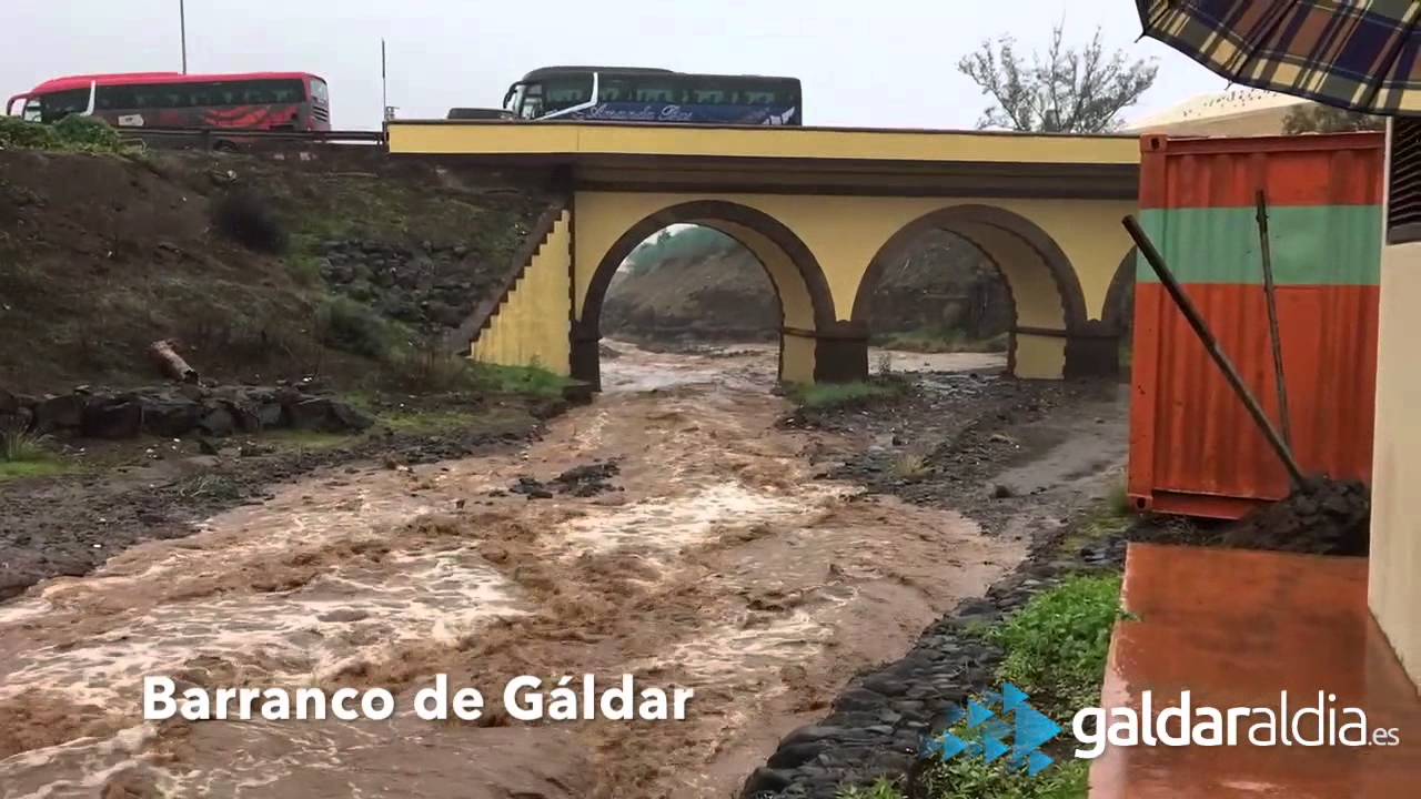 El agua corre por los barrancos de Gáldar