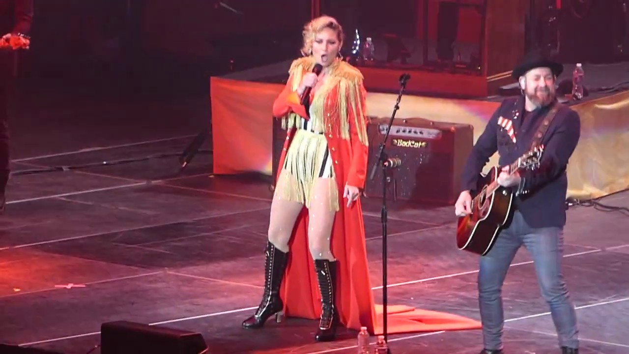 Sugarland Bigger Live Youtube 