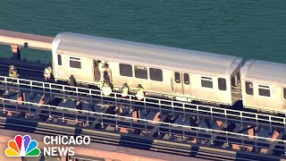 Hundreds of Passengers EVACUATED Off Stranded Brown Line Train in River North