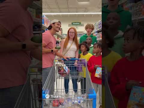 Florida man flirting at the supermarket #weird  #florida #inlove