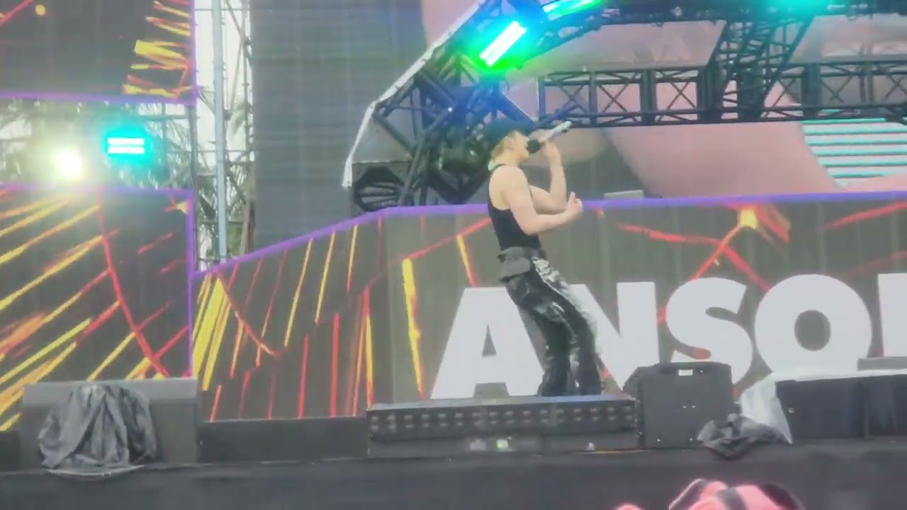 Nah [Fancam]| Anson Lo 盧瀚霆 | Waterbomb Singapore | Sentosa Siloso Beach | 2025.08.31