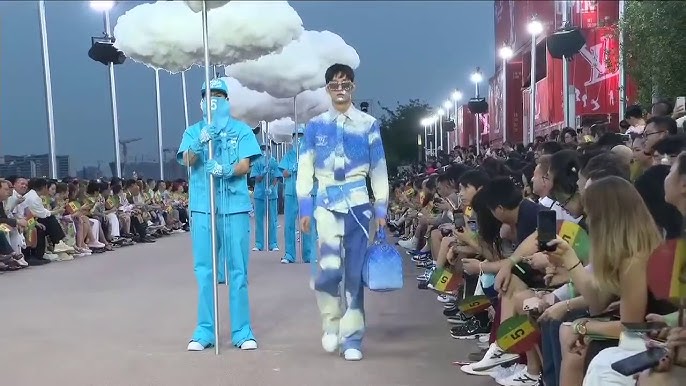 PASTELS AND SEASIDE BLUES ARE THE ESSENCE OF LOUIS VUITTON'S S/S 2021 MENS  COLLECTION