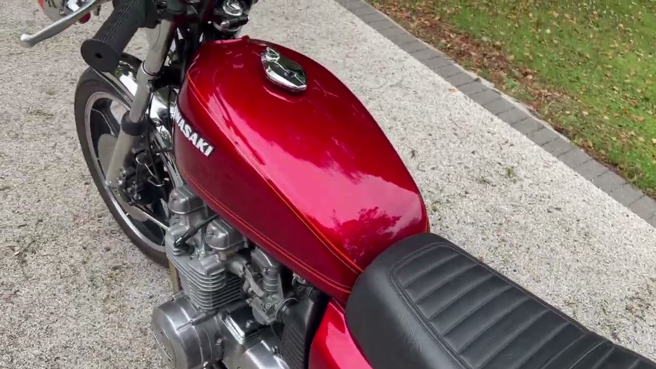 Kawasaki Z650C 1977 - YouTube