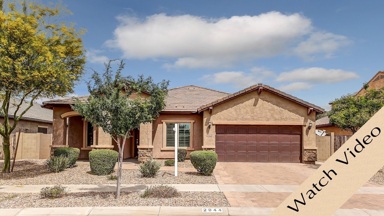 Stratland Estates 2944 East Melrose St Gilbert AZ 85297 Megan