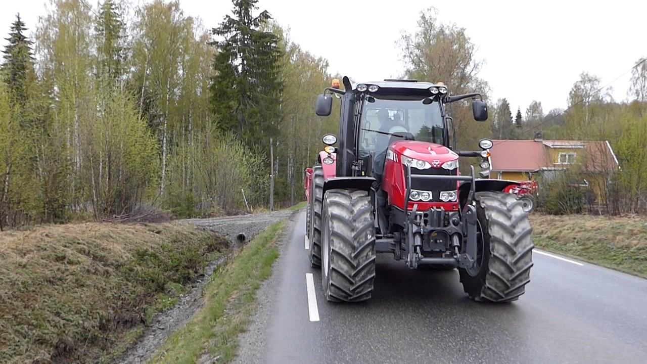 Massey Ferguson 6718S som transporttraktor
