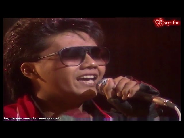 Azman Abu Hassan - Perjalananku (Live In Juara Lagu 86) HD class=