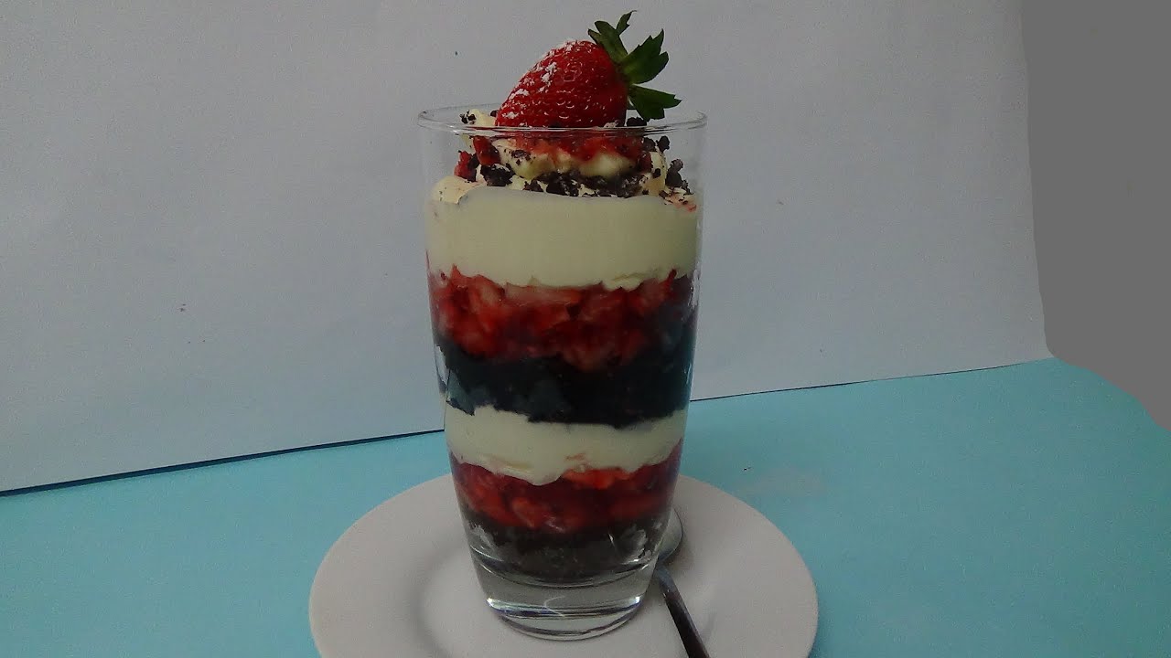 oreo strawberry trifle