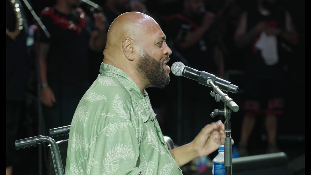 Fiji - Stone Cold (Live at Homecoming) Fiji - Stone Cold (Live at Homecoming)