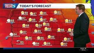 Iowa weather: Staying warm into the weekend