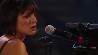 Norah Jones - Sunrise - Live at Miller Park Milwaukee 2010