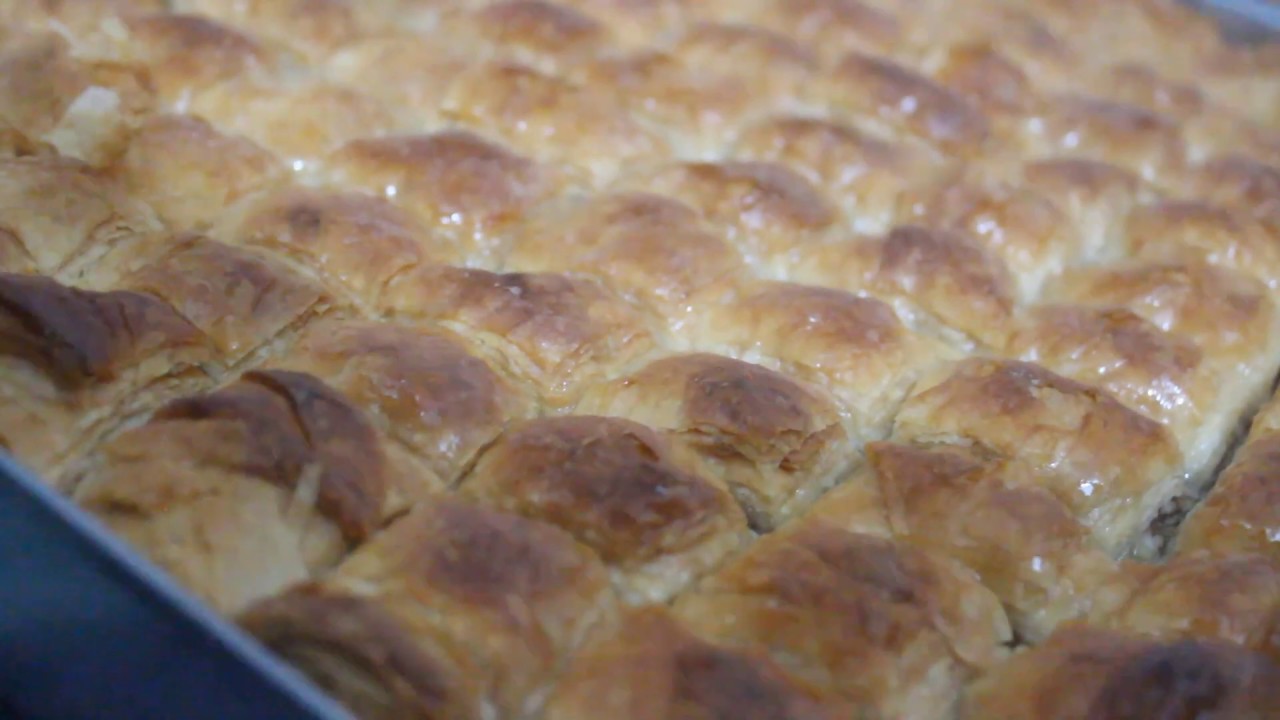 BAKLAVA TARİFİ. Ev baklavası nasıl yapılır? YouTube