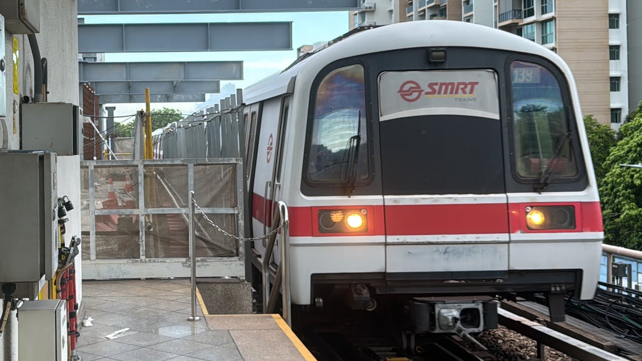 [EWL] SMRT C651 237/238 & R151 1807/1808 arrive & depart Tanah Merah ...
