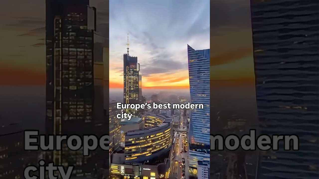 Europe’s best modern city✨ Warsaw! 🇵🇱