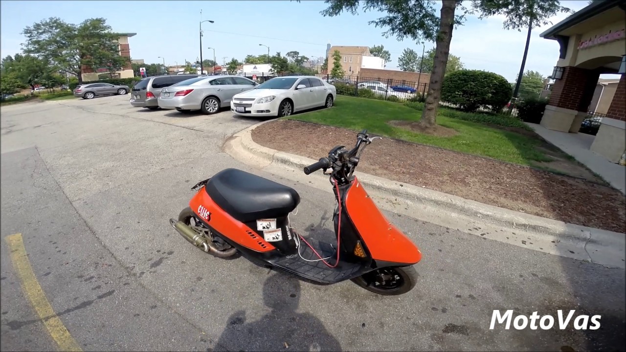 70cc Honda SA50 2 Stroke Scooter Fun Chicago - YouTube