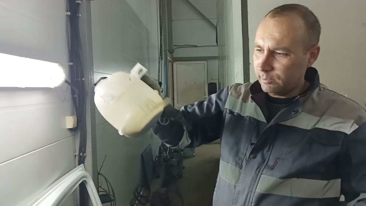 Замена термостата на Рено Меган 1.