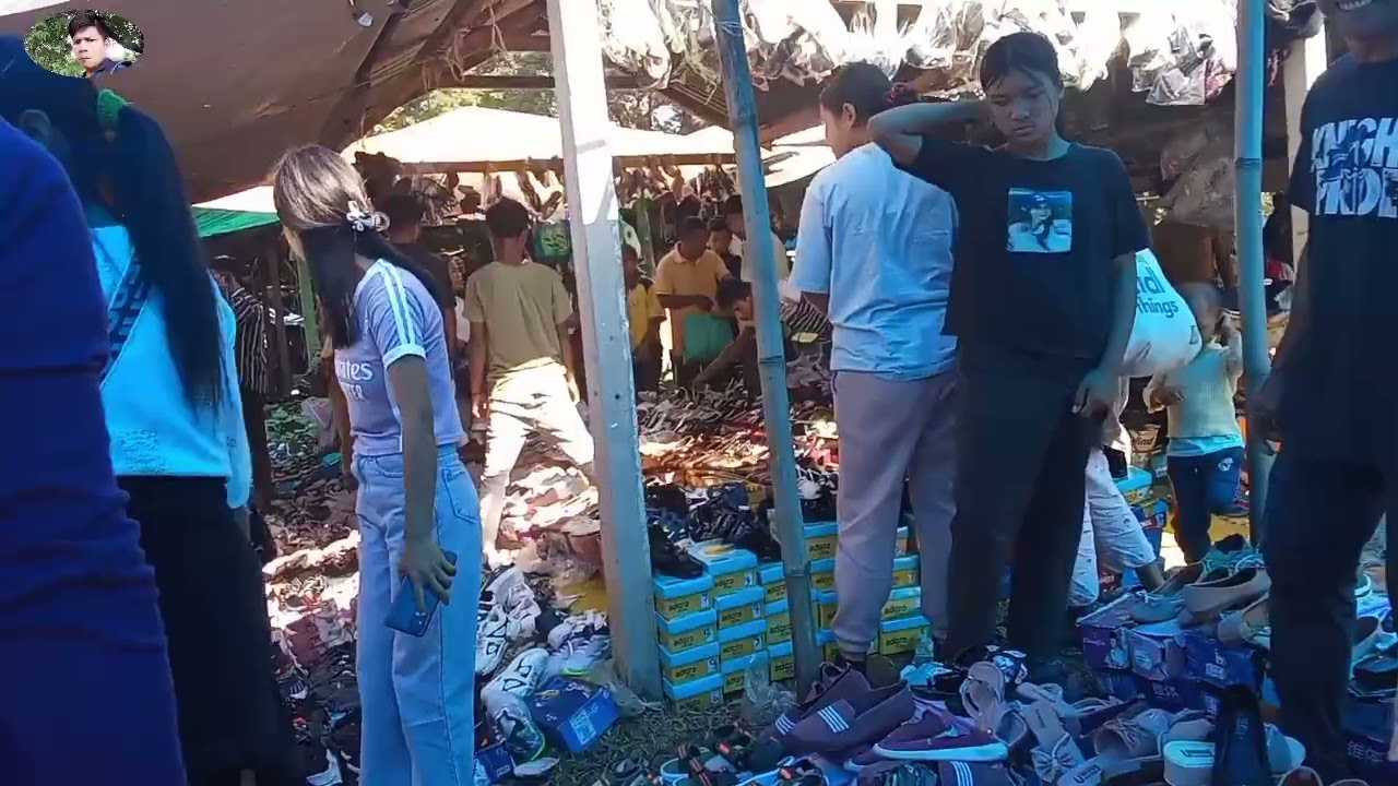 Bajengdoba bazar re.baa.