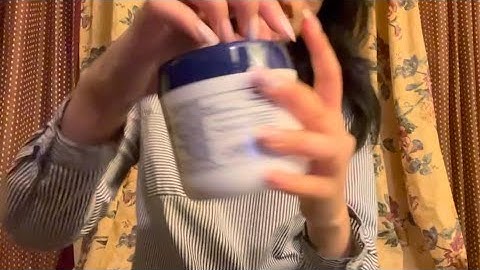 My first asmr video | tapping on random things in my room