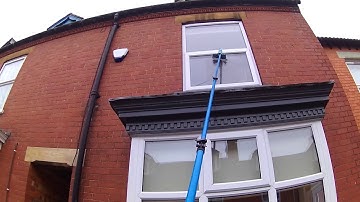 traditional window cleaning with pole - moerman excelerator