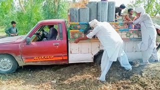 A Loaded Dala Hilux Stuck in Mud || Powerfull Machine ||