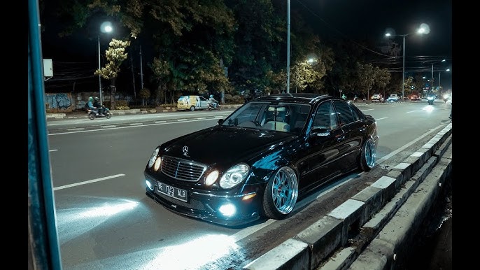 Mercedes Benz W211 E240 Stance Tuning 