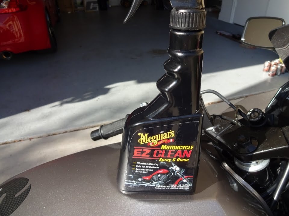 Meguiar's MC20016 Motorcycle EZ Clean Spray & Rinse - Easy All-Surface  Motorcycle Cleaning, 16 oz