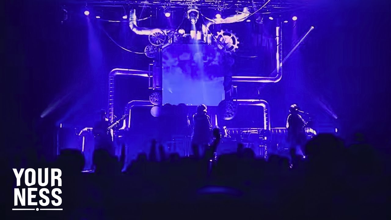 Guarda 常闇トワ「Present Day」/ YOURNESS self cover ( ONE MAN LIVE 2025 Evanescent ) su YouTube Guarda 常闇トワ「Present Day」/ YOURNESS self cover ( ONE MAN LIVE 2025 Evanescent ) su YouTube