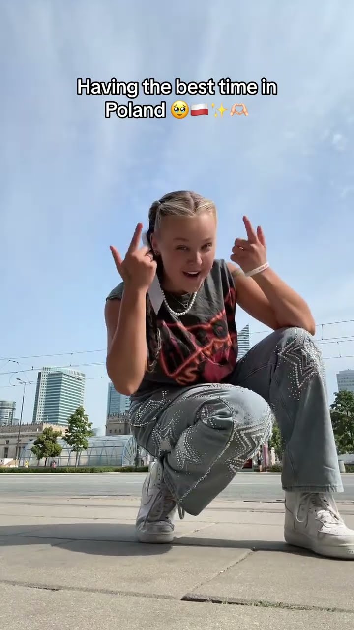 Been having the best time exploring the beautiful city of Warsaw??✨ #itsjojosiwa #shorts