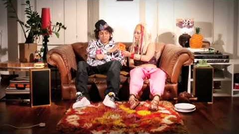 Scene Stealers - Live stop motion animation Title Sequence