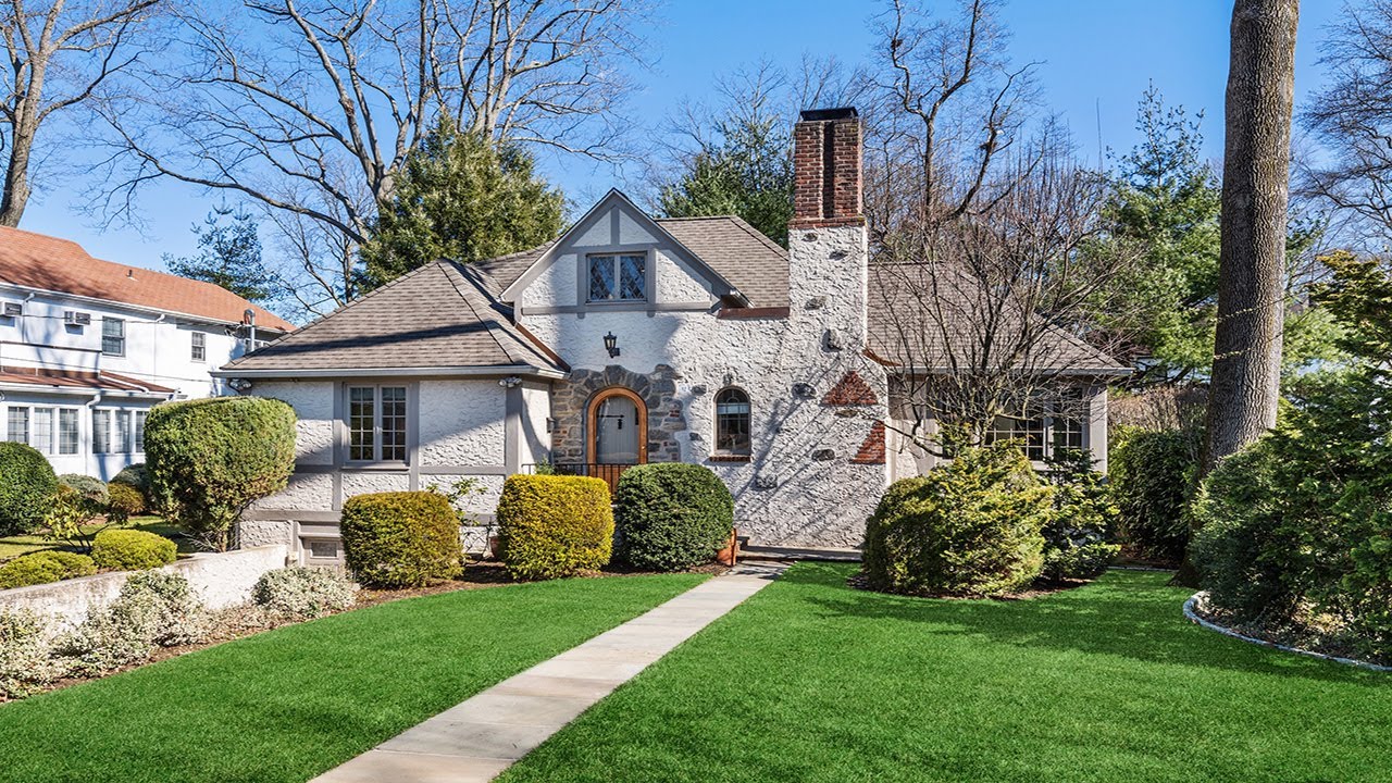 82 North Chatsworth Avenue Larchmont, NY 10538 YouTube