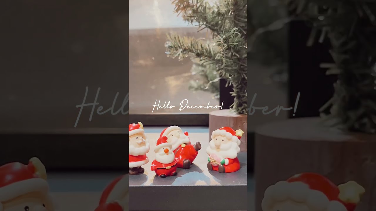 Christmas decor for tiny house