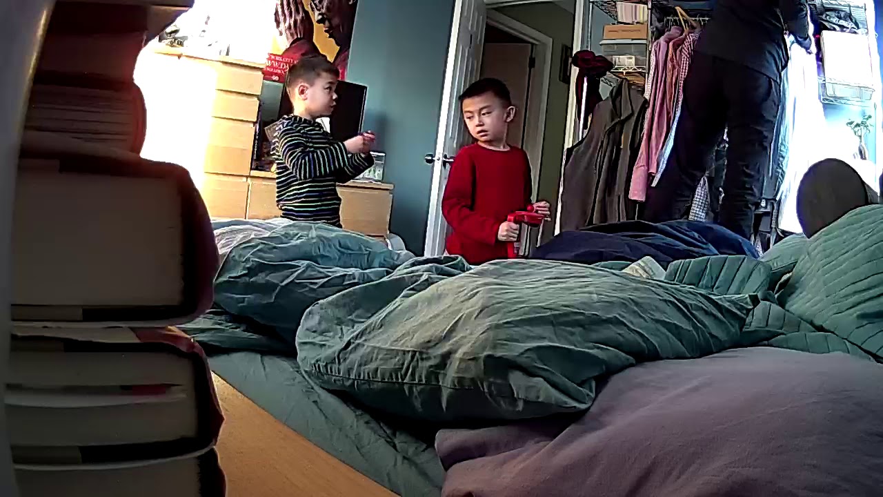 20170110020957478 wife tells kids she will walk around house naked