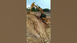 Extreme Operator Hill Climbing Sany Excavator