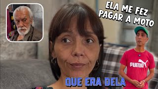 Ela o obrigou a pagar por uma moto que seu pai lhe havia dado