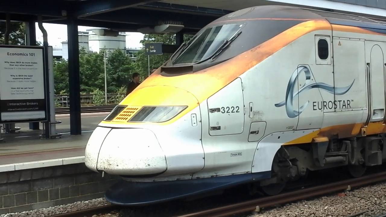 Trains at: Ashford International, HS1, 16/07/16