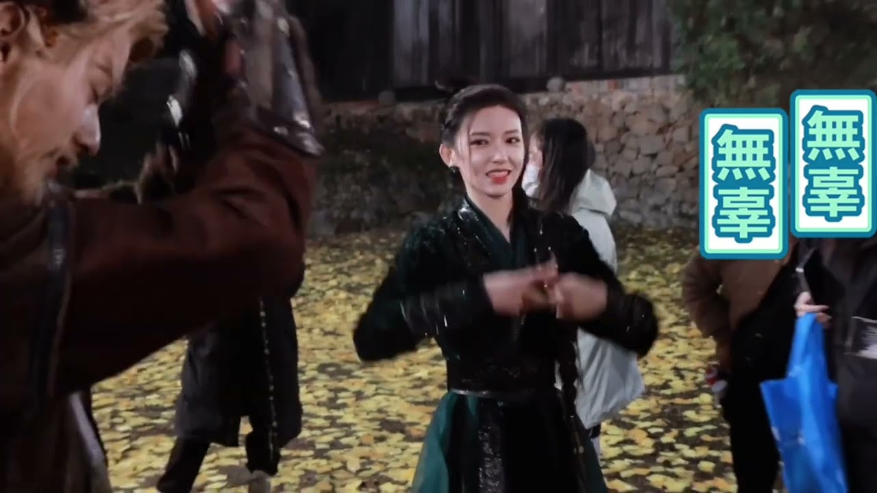 Cheng xiao teaching her co-stars  