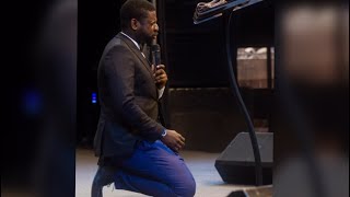 Past. Athom’s Mbuma: Nazo Bondela Yo Eh Yahweh, Oza Mosantu Eh - A/C: Sr Rosny Kayiba