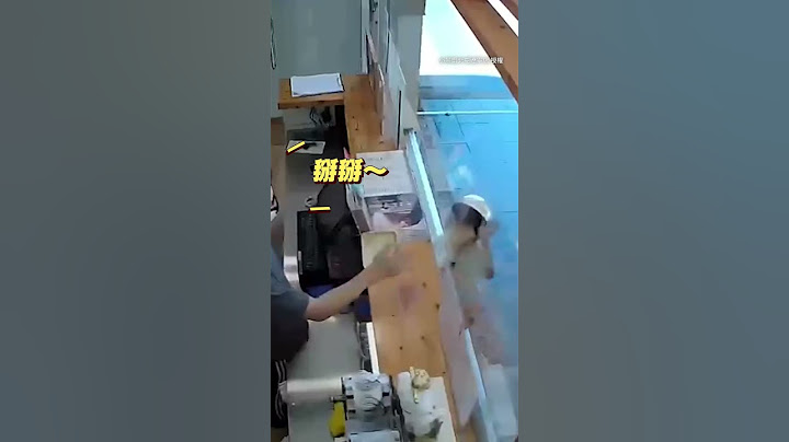 【默契的擊掌】領完餐弟弟突然伸手！店員秒get到 #Shorts @funny_videos