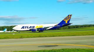 Boeing747-400 Atlas Air EYVI Airport , Cool Landing with short Landing Distance