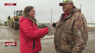Sandbagging Underway In Eagle Butte